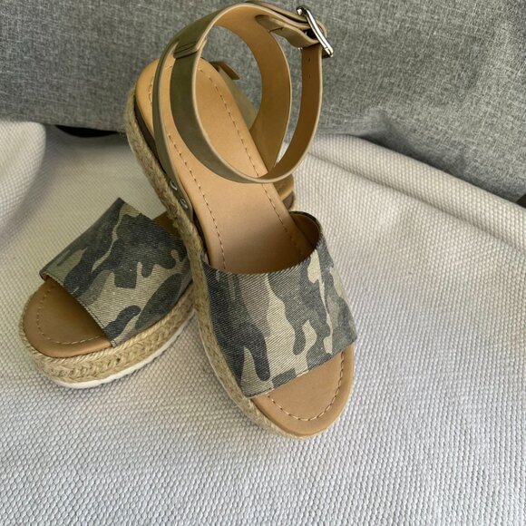 Soda Brand Open Toe Buckle Ankle Strap Espadrilles Flatform Wedge Casual Sandal - Picture 3 of 6